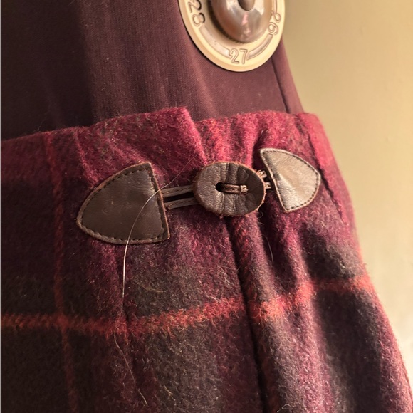 Talbots Burgundy and Olive Wool blend Plaid Pencil Skirt - Picture 4 of 7